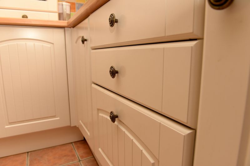 Kitchen Cabinets Refacing in Bloomington, IN